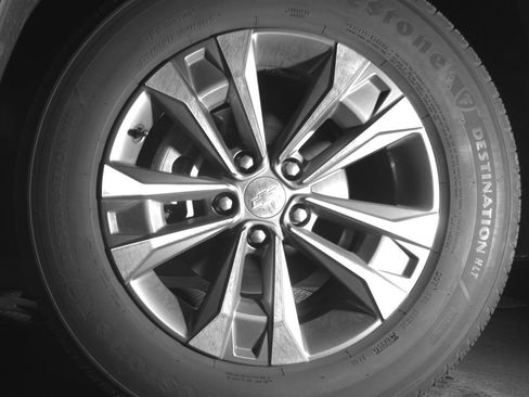 Used 2025 Chevrolet Equinox LT FWD image 12