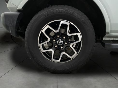 Used 2023 Ford Bronco Outer Banks AWD/4WD image 12
