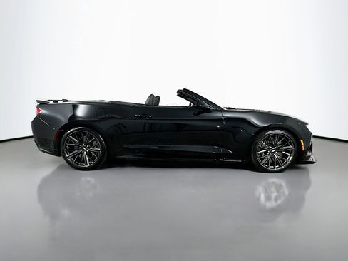 Used 2018 Chevrolet Camaro ZL1 image 9