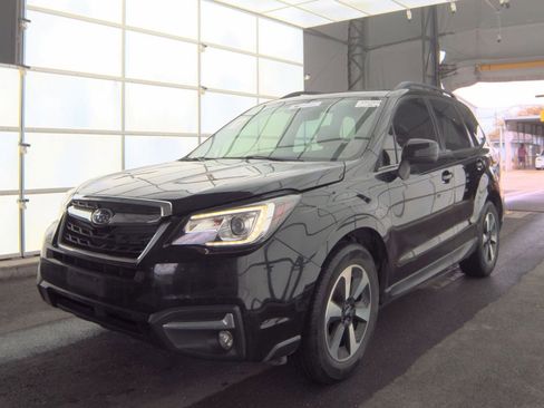 Used 2018 Subaru Forester 2.5i Limited image 1