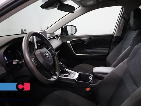 Certified 2024 Toyota RAV4 LE AWD/4WD image 12