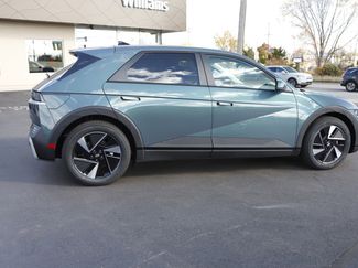 New 2026 Hyundai Ioniq 5 SEL video 2