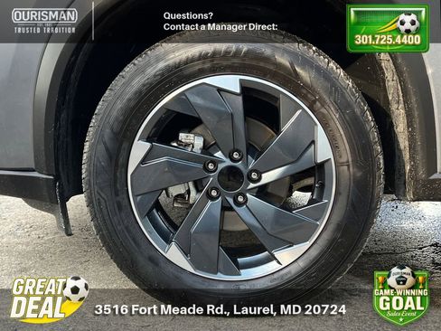 Used 2024 Nissan Rogue SV FWD image 5