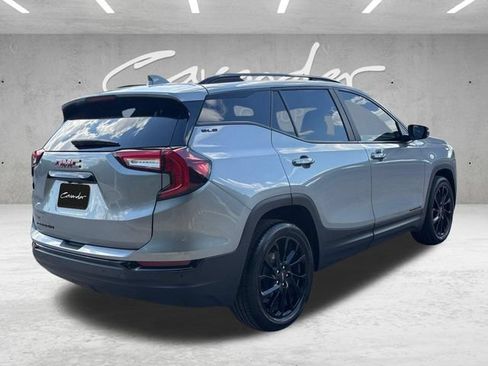Used 2024 GMC Terrain SLE w/ Driver Convenience Package FWD image 20