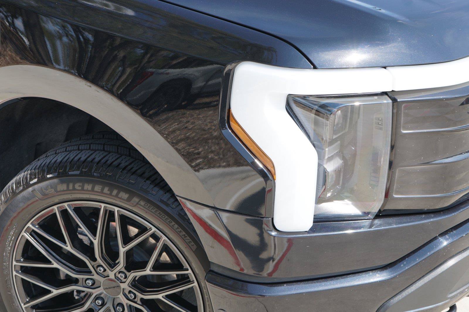 Certified 2023 Ford F150 Lightning Platinum AWD/4WD image 3