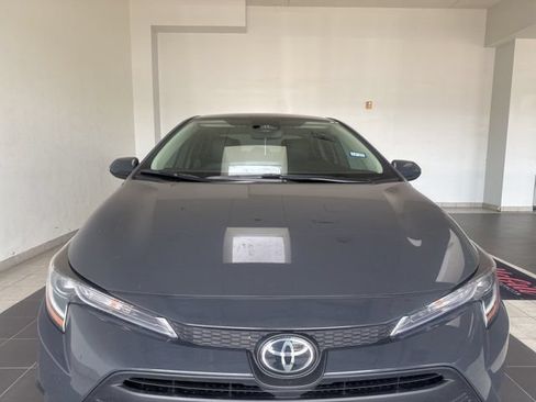 Used 2026 Toyota Corolla LE FWD image 4