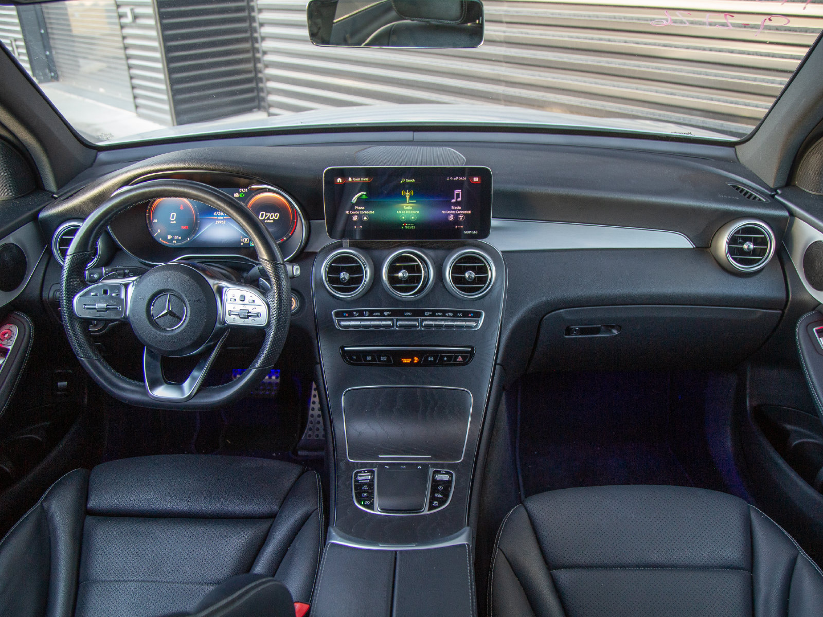 Used 2022 Mercedes-Benz GLC 300 image 17