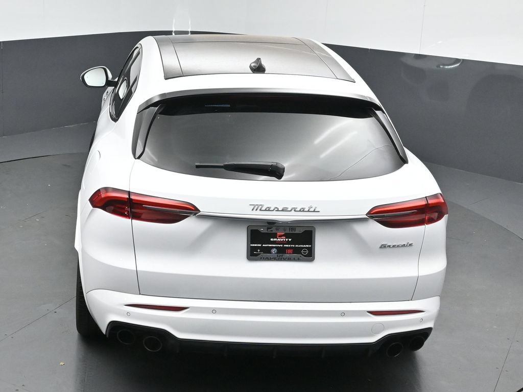 Used 2023 Maserati Grecale Modena AWD/4WD image 39