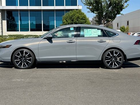 New 2025 Honda Accord Touring image 7