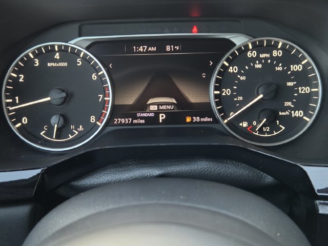 Used 2025 Nissan Pathfinder SV FWD image 12