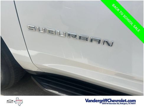 Used 2023 Chevrolet Suburban Premier AWD/4WD image 17