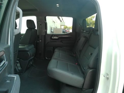 Used 2026 GMC Sierra 1500 SLT RWD image 21