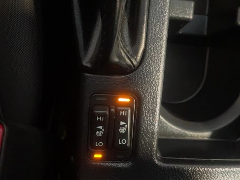 Used 2016 Subaru Crosstrek 2.0i Premium image 7