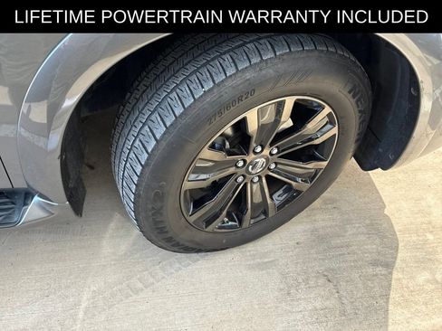 Used 2020 Nissan Armada Platinum w/ Captain's Chairs Package RWD image 23