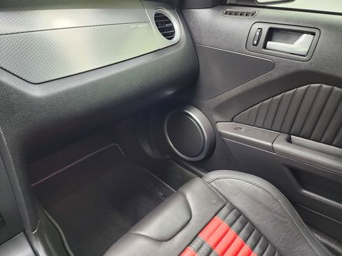 Used 2012 Ford Mustang Shelby GT500 w/ SVT Performance Pkg image 11