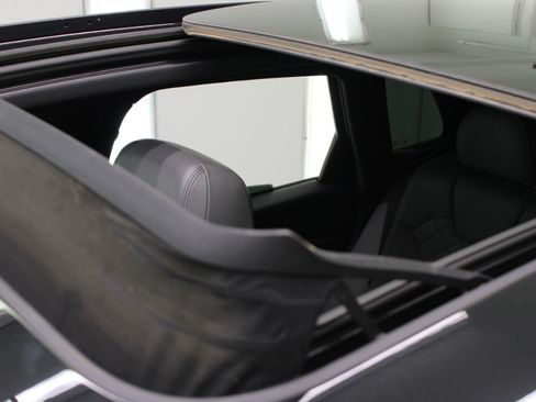 Used 2019 Audi SQ5 Premium Plus w/ Premium Plus Package image 25