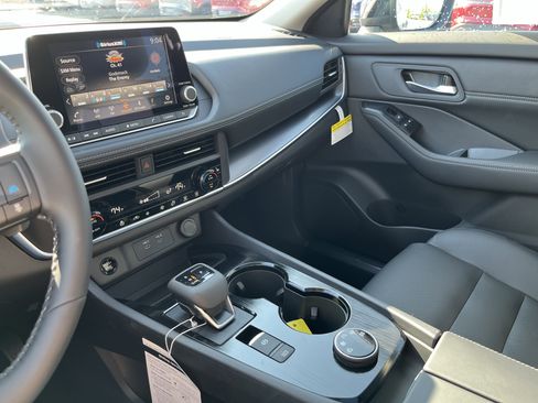 New 2026 Nissan Rogue SV w/ SV Premium Package image 25