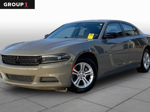 Used 2023 Dodge Charger SXT RWD image 1