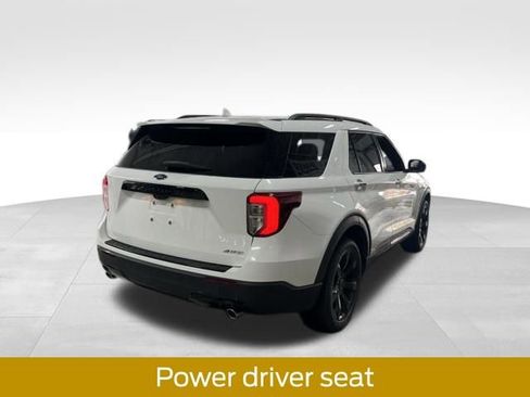 Used 2023 Ford Explorer ST-Line AWD/4WD image 9