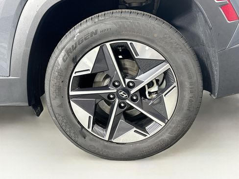 Used 2025 Hyundai Tucson SEL FWD image 11