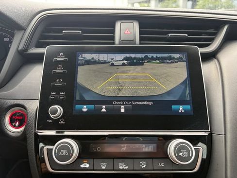 Used 2021 Honda Insight EX image 12