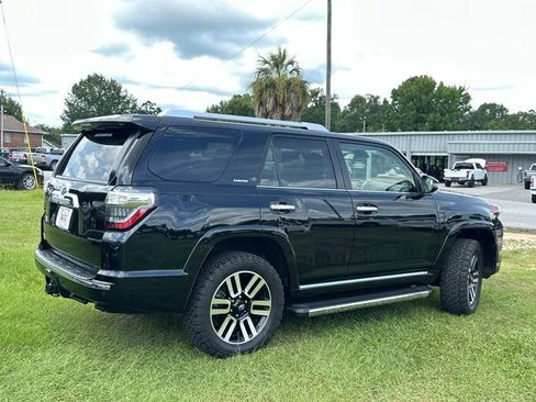 Used 2022 Toyota 4Runner Limited image 7