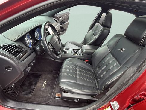 Used 2014 Chrysler 300 S AWD/4WD image 21