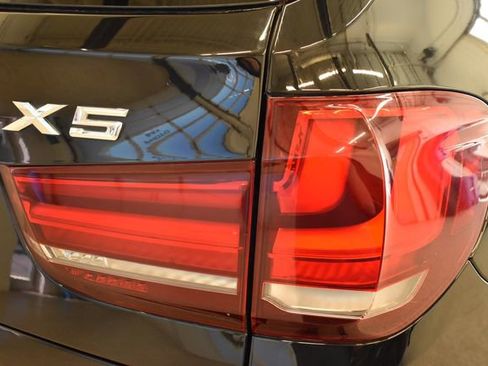 Used 2018 BMW X5 xDrive35i w/ Driving Assistance Package AWD/4WD image 12