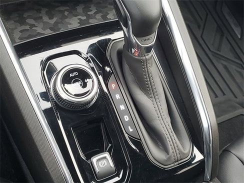 Certified 2024 GMC Canyon Elevation w/ Elevation Premium Package image 29