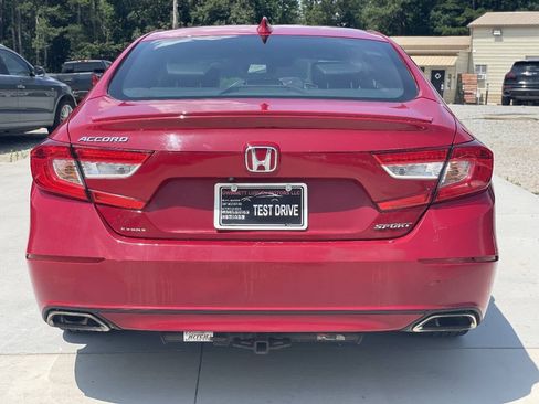 Used 2018 Honda Accord Sport image 6