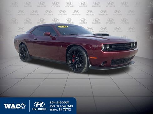 Used 2018 Dodge Challenger R/T Scat Pack image 2