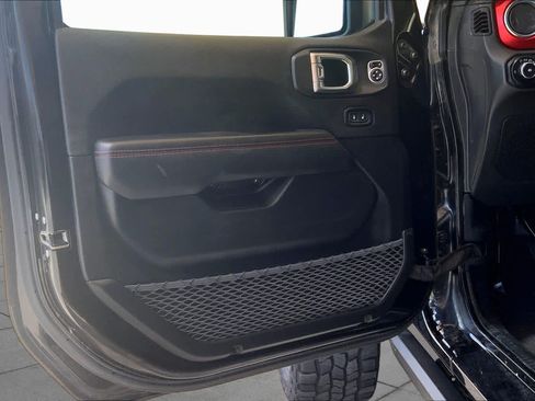 Used 2021 Jeep Wrangler Unlimited Rubicon w/ Steel Bumper Group AWD/4WD image 22