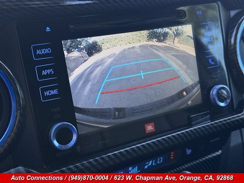 Used 2019 Toyota Tacoma TRD Sport AWD/4WD image 19