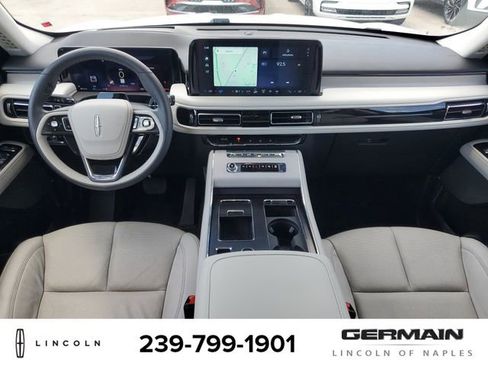 New 2025 Lincoln Aviator Reserve w/ Illumination Package image 17