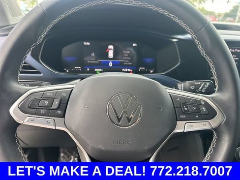 Certified 2023 Volkswagen Taos SE w/ Panoramic Sunroof Package FWD image 21