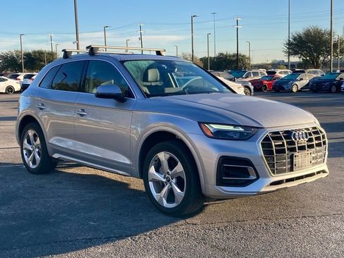 Used 2021 Audi Q5 2.0T Premium Plus w/ Premium Plus Package image 3