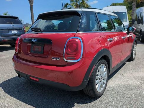 Used 2016 MINI Cooper 4-Door Hardtop FWD image 4