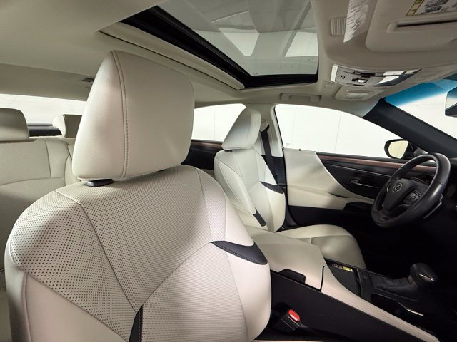 Used 2025 Lexus ES 350 w/ Premium Package FWD image 34