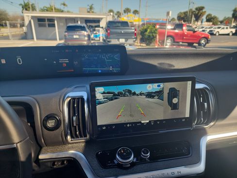 New 2026 Ford Expedition Tremor image 38