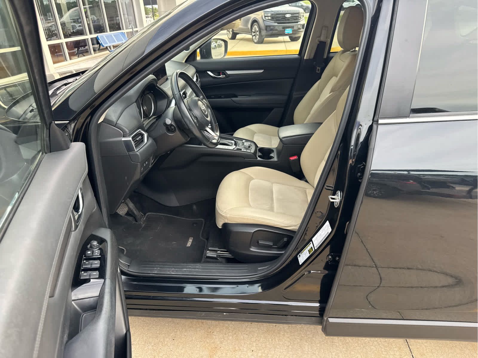 Used 2019 MAZDA CX-5 Touring AWD/4WD image 5
