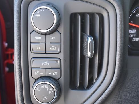 New 2026 Chevrolet Silverado 1500 Custom image 28