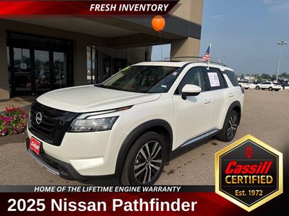Used 2025 Nissan Pathfinder Platinum