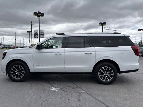 Used 2025 Ford Expedition Max Platinum AWD/4WD image 8