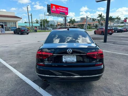 Used 2018 Volkswagen Passat 2.0T SE FWD image 6
