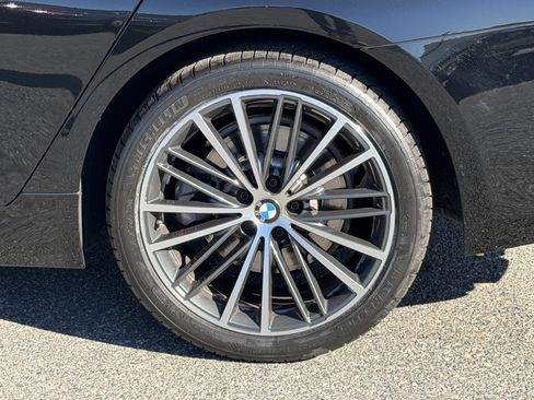 Used 2023 BMW 530i 530i w/ Convenience Package image 15