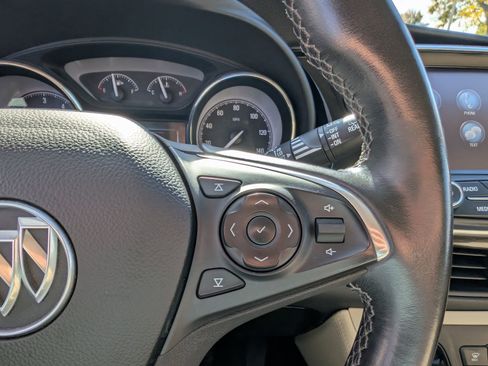 Used 2020 Buick Envision Preferred image 18