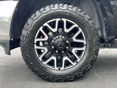 Used 2021 RAM 2500 Laramie AWD/4WD image 9