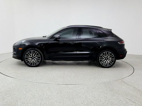 Used 2022 Porsche Macan image 8