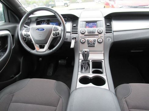 Used 2018 Ford Taurus SEL image 13