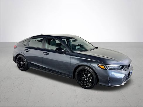 Used 2025 Honda Civic Sport image 4